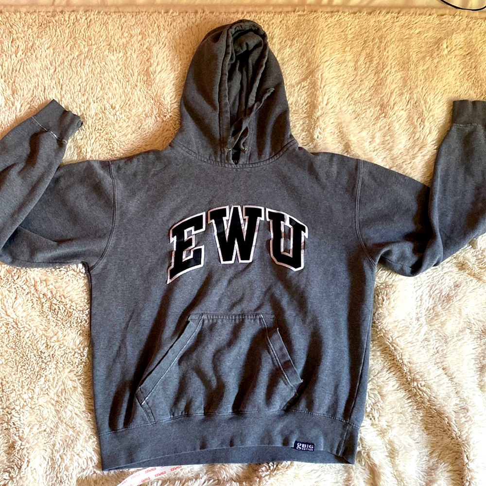 Grey hoodie